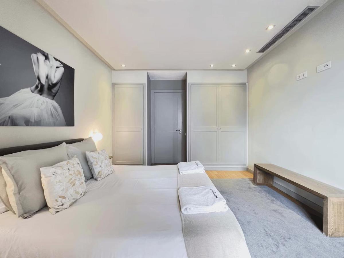 Spring Nebula Aparthotel Varna Bagian luar foto