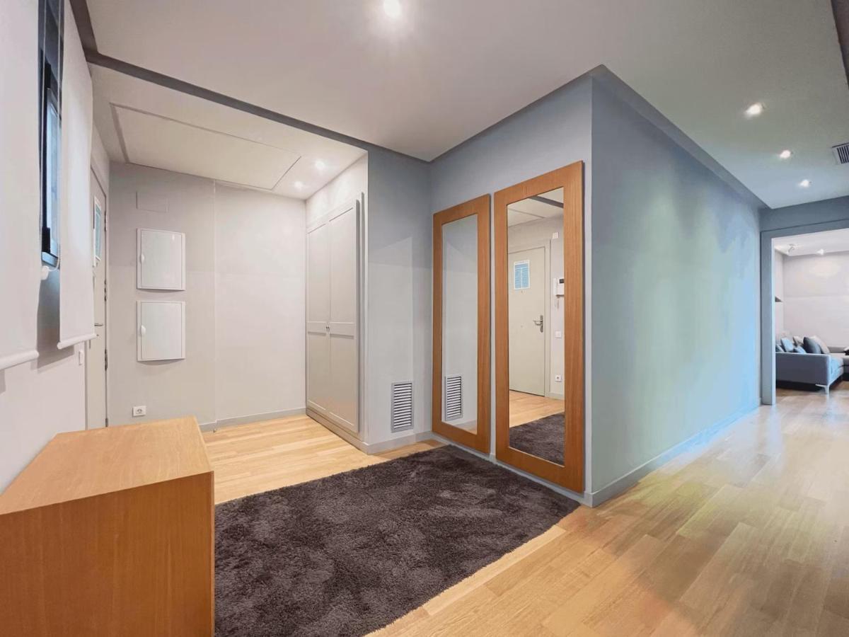 Spring Nebula Aparthotel Varna Bagian luar foto