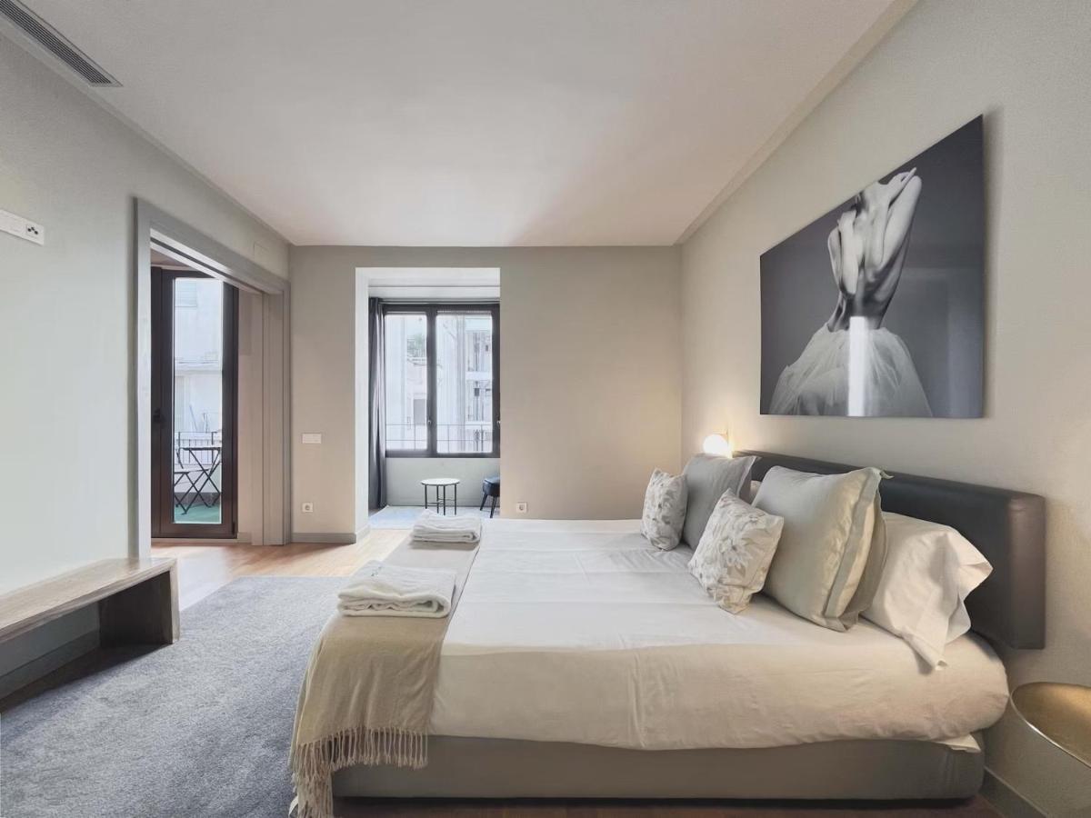 Spring Nebula Aparthotel Varna Bagian luar foto